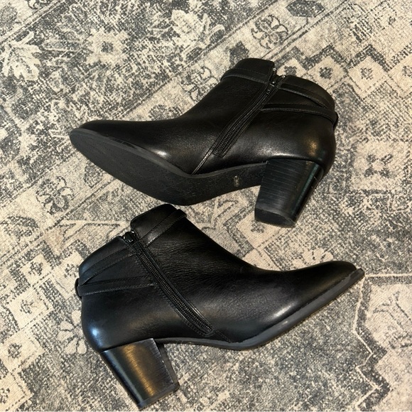 Vionic Black Leather Ankle Boots with Buckle Detail 2.25 inch heel - Picture 6 of 8